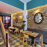 Apollo & 3* Istanbul