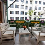 Apollo & Aparthotel 3*