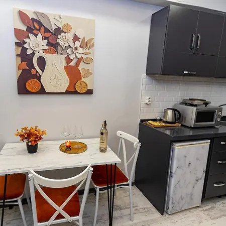 Apollo & 3* Istanbul