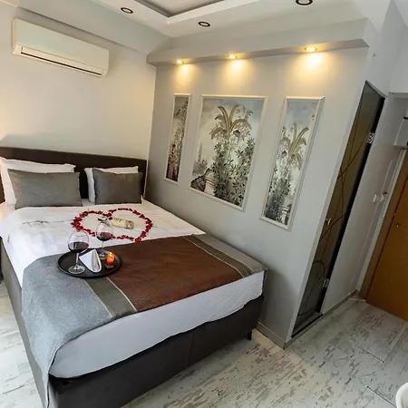 Lägenhetshotell Apollo & 3*