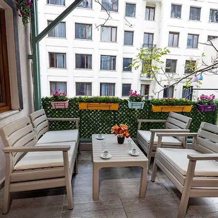 Apollo & Lejlighedshotel 3*