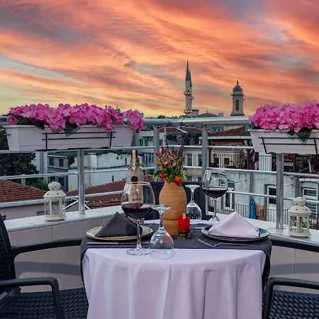 Apollo & 3* Istanbul