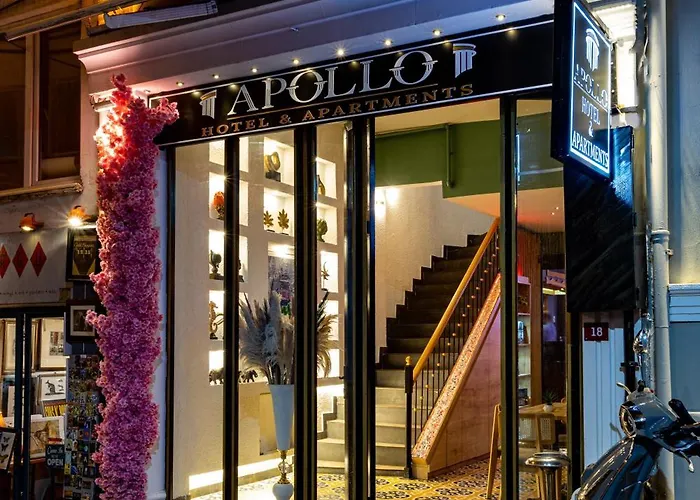 Aparthotel Apollo & 3*