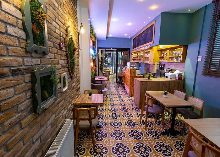 Apart-hotel Apollo &