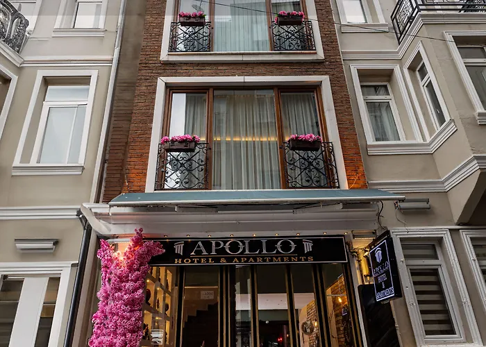 Apollo & Aparthotel 3*