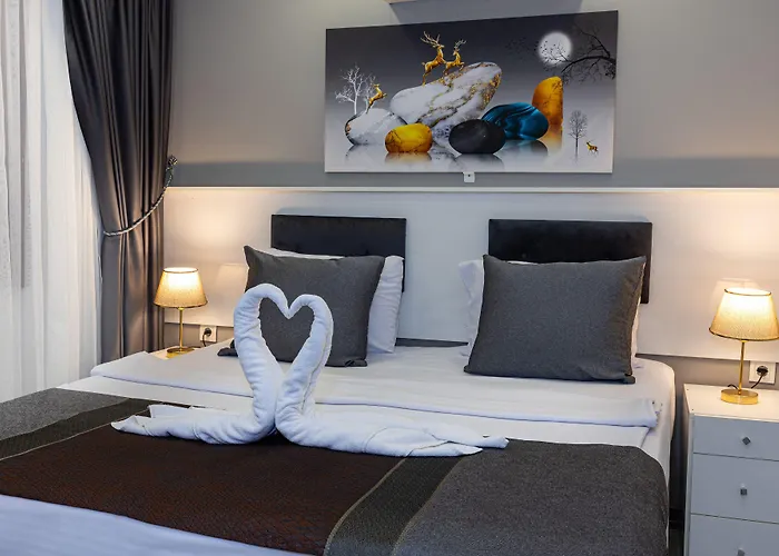 Aparthotel Apollo & 3*