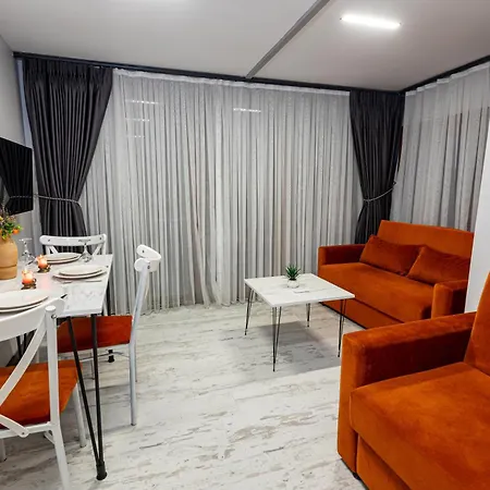 Апарт-отель Apollo & 3*