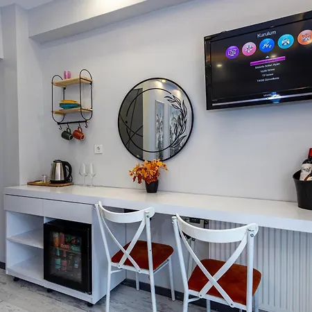 Апарт-отель Apollo & 3*