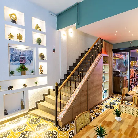 Apollo & Стамбул